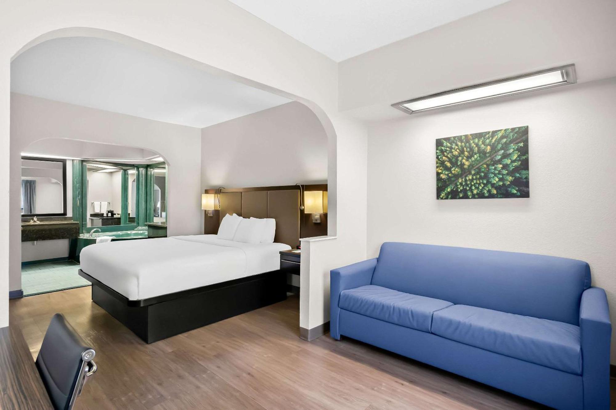 Quality Inn & Suites Monticello Bagian luar foto